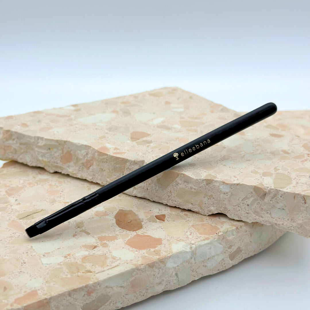 Elleebana ElleeBRUSH - Flat